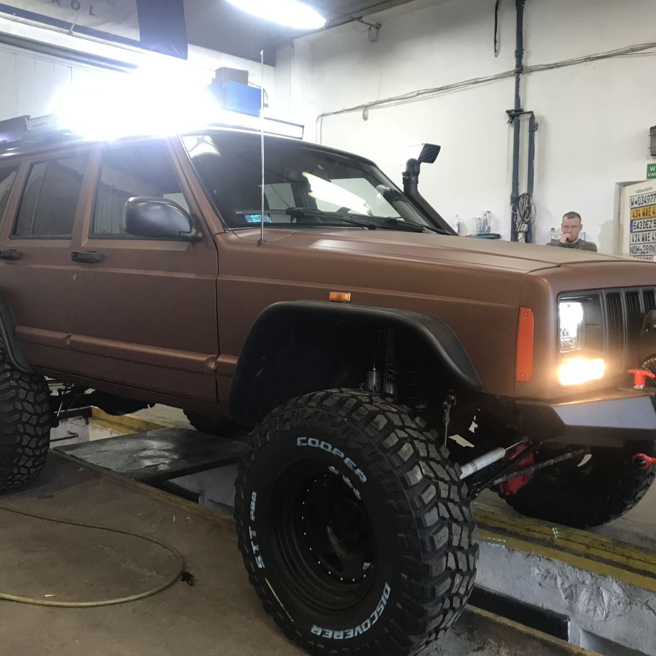 FELGI STALOWE CZARNY MAT 16X8 5X114,3 ET-10 JEEP CHEROKE