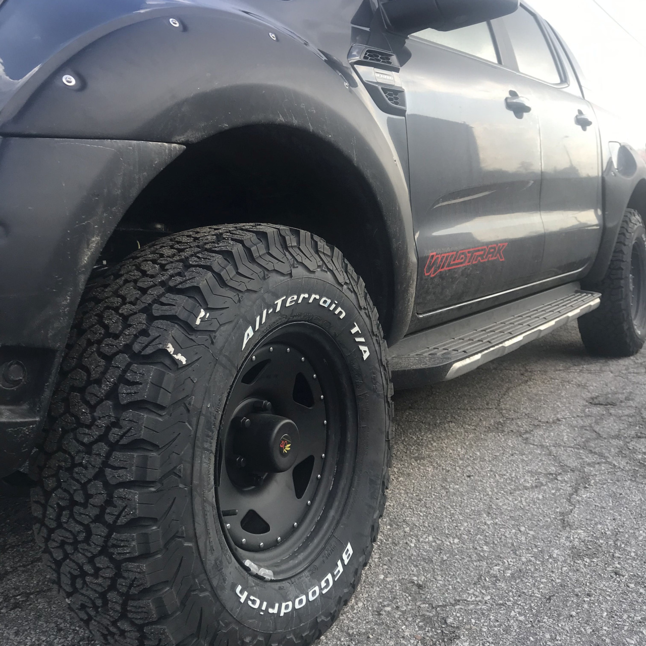 FELGI STALOWE CZARNY MAT 17X8 6X139,7 ET-20 NISSAN TOYOTA