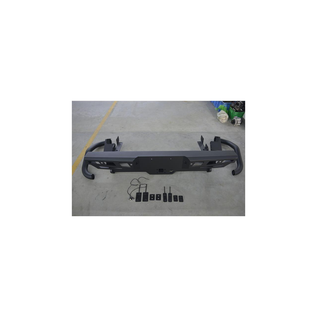 ZDERZAK TYLNY TOYOTA HI LUX REVO 2016+