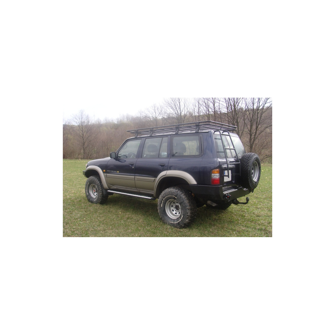 Bagażnik dachowy Nissan Patrol Y61 długi z siatką.