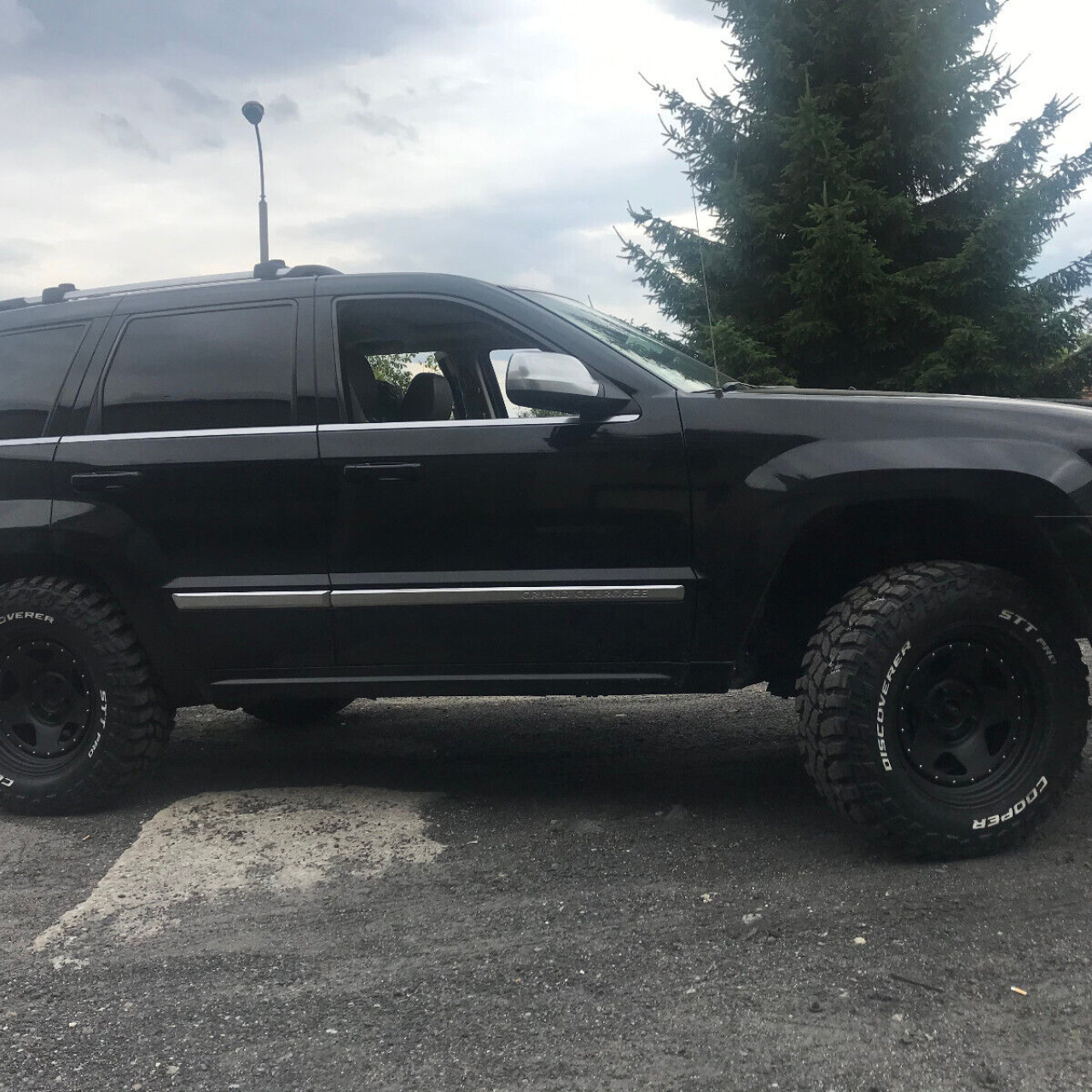 FELGI STALOWE CZARNY MAT 17X8 5X127 ET-10 WRANGLER