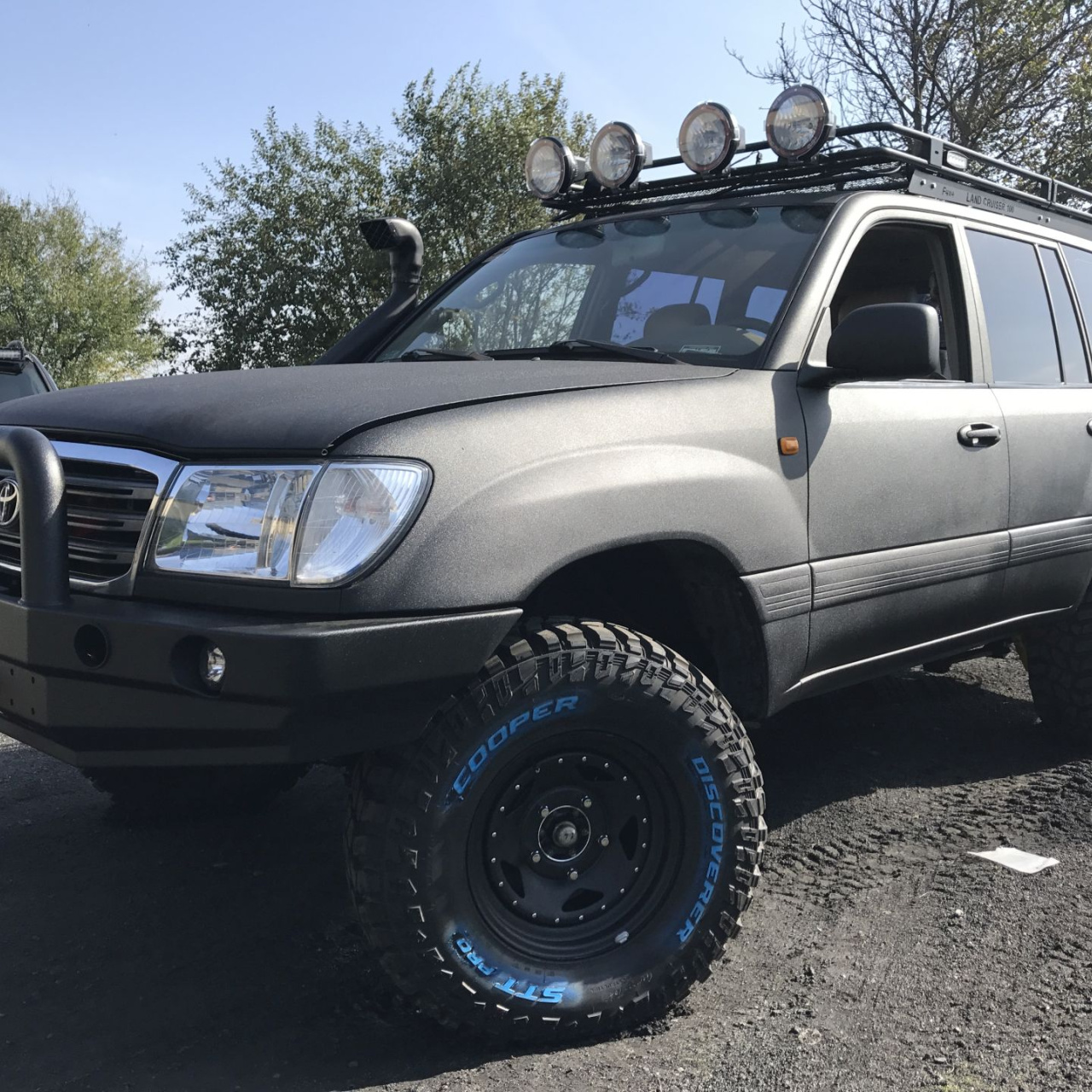 Zderzak stalowy przedni z bullbarem do Toyota LC-100 pod wyciągarkę