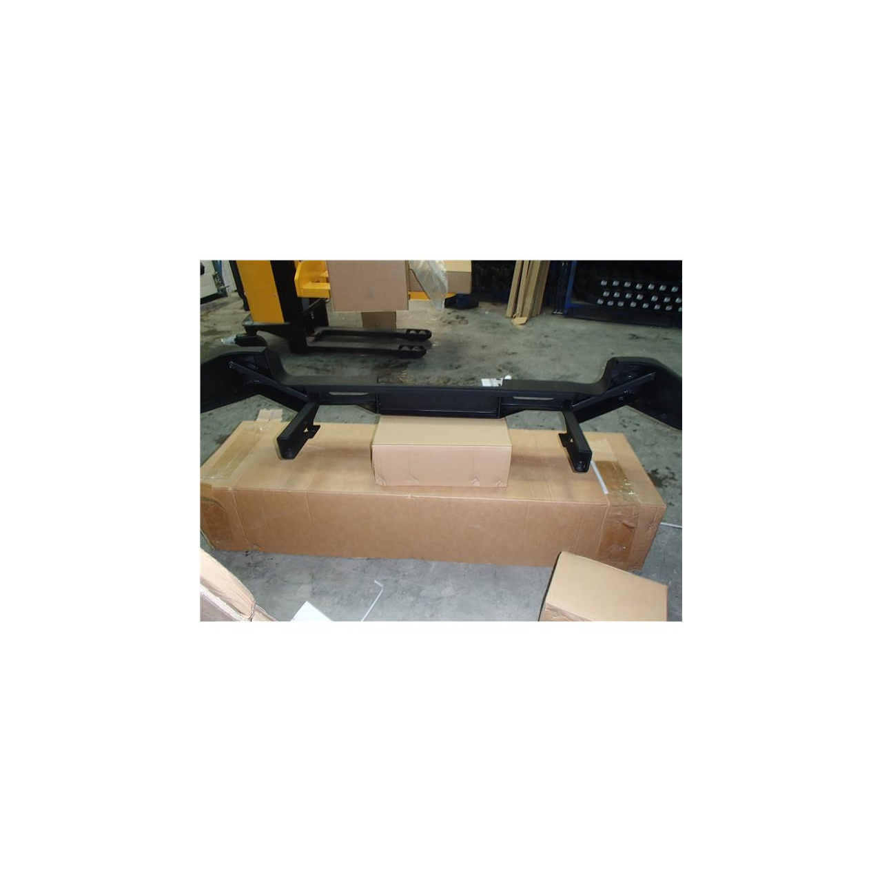 ZDERZAK TYLNY SUZUKI JIMNY ALUMINIOWY Z OŚWIETLENIEM