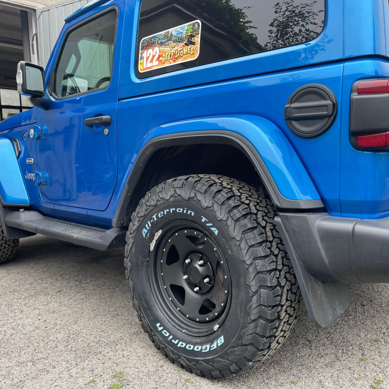 FELGI STALOWE CZARNY MAT 17X8 5X127 ET-10 WRANGLER