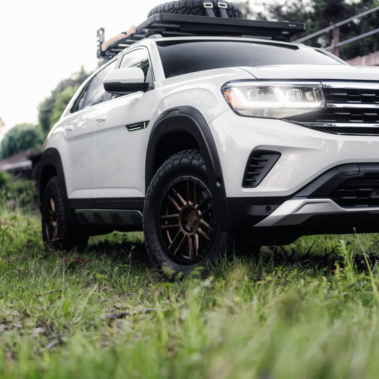 Felgi aluminiowe Black Rhino Model Arches Bronze 17x8 ET30 VW AMAROK Land Rover ITP.