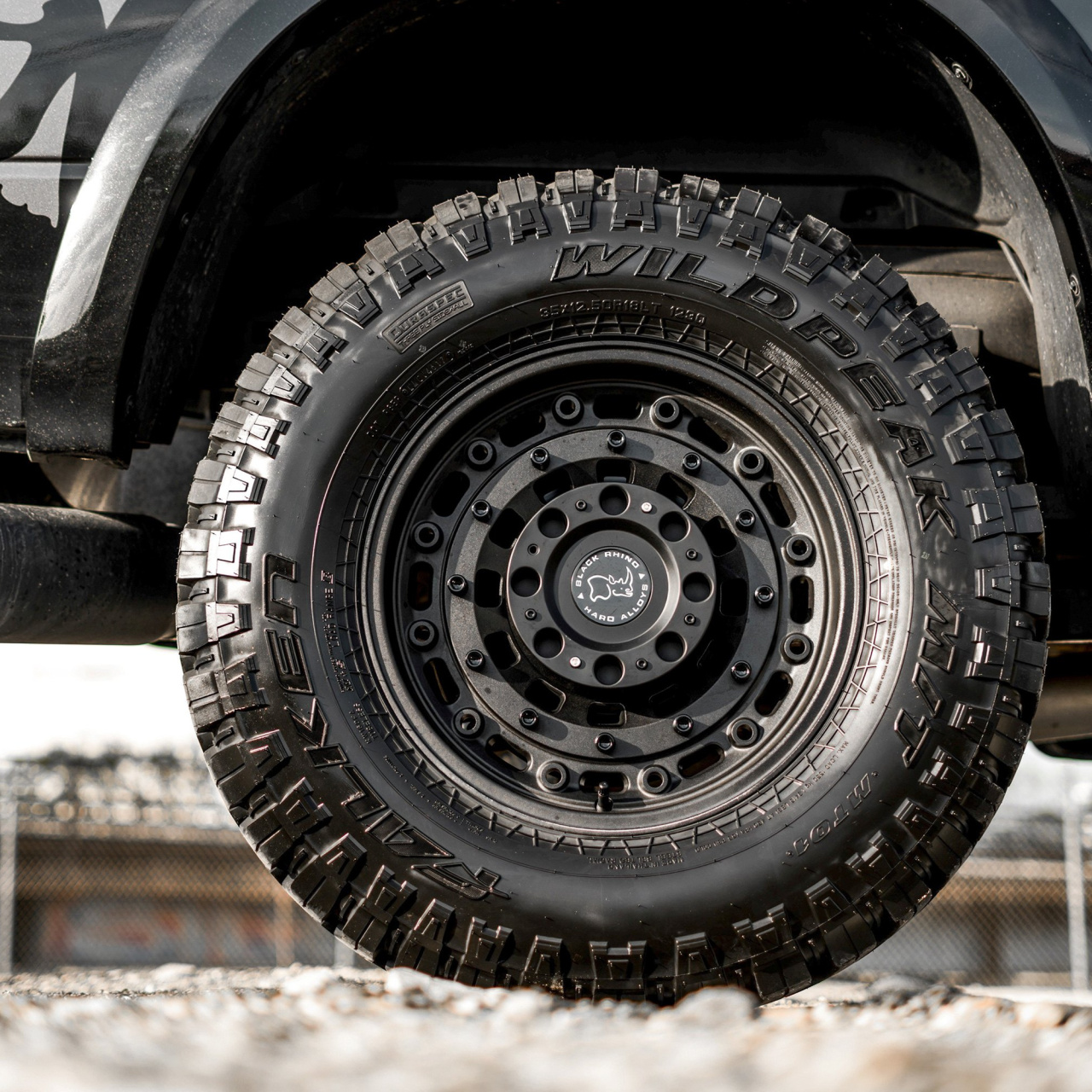 Felga aluminiowa Black Rhino Arsenal 9,5x18 5x127 ET-18 - Jeep Wrangler JK, JL