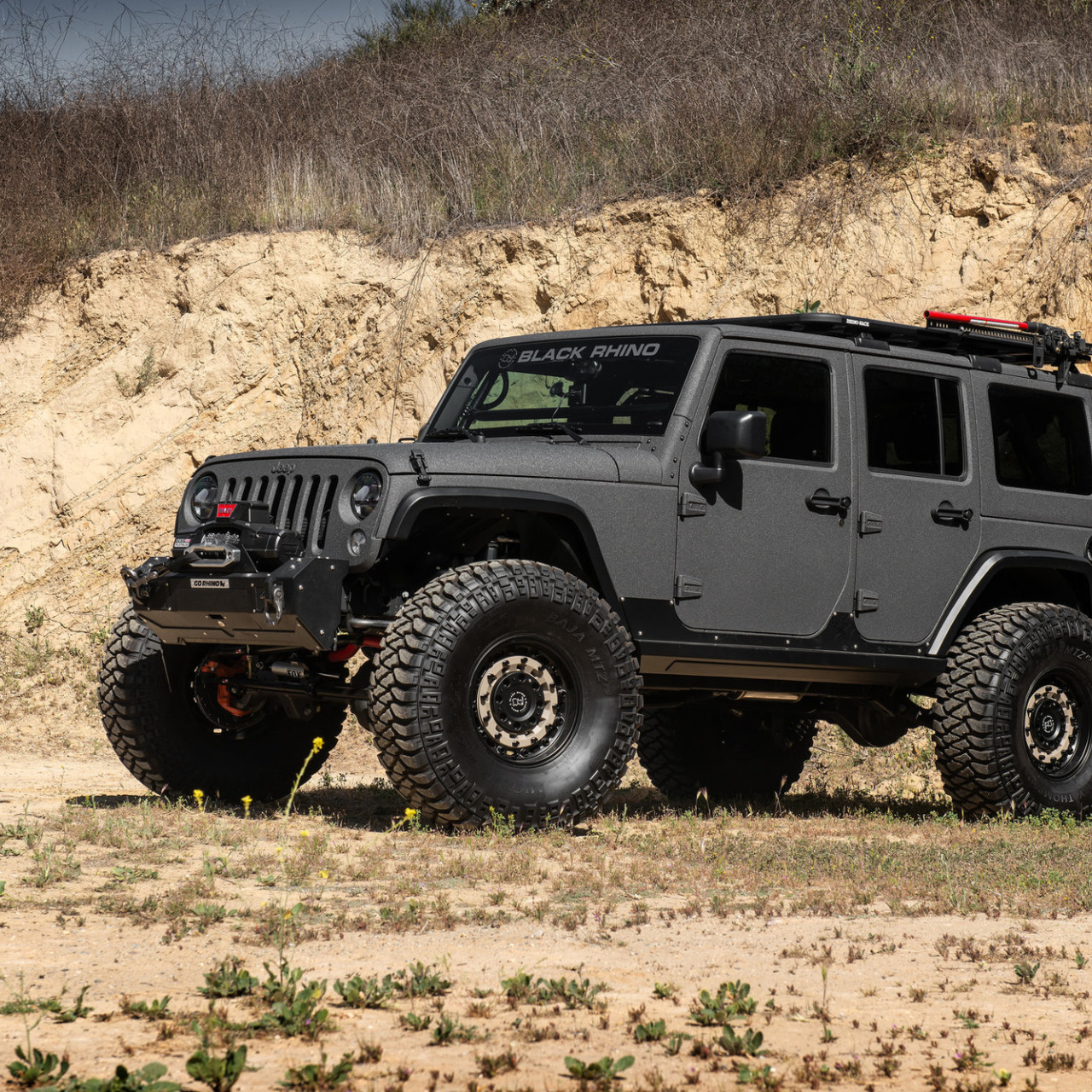 Felgi aluminiowe Black Rhino Arsenal 17x8 ET30 VW AMAROK ITP.