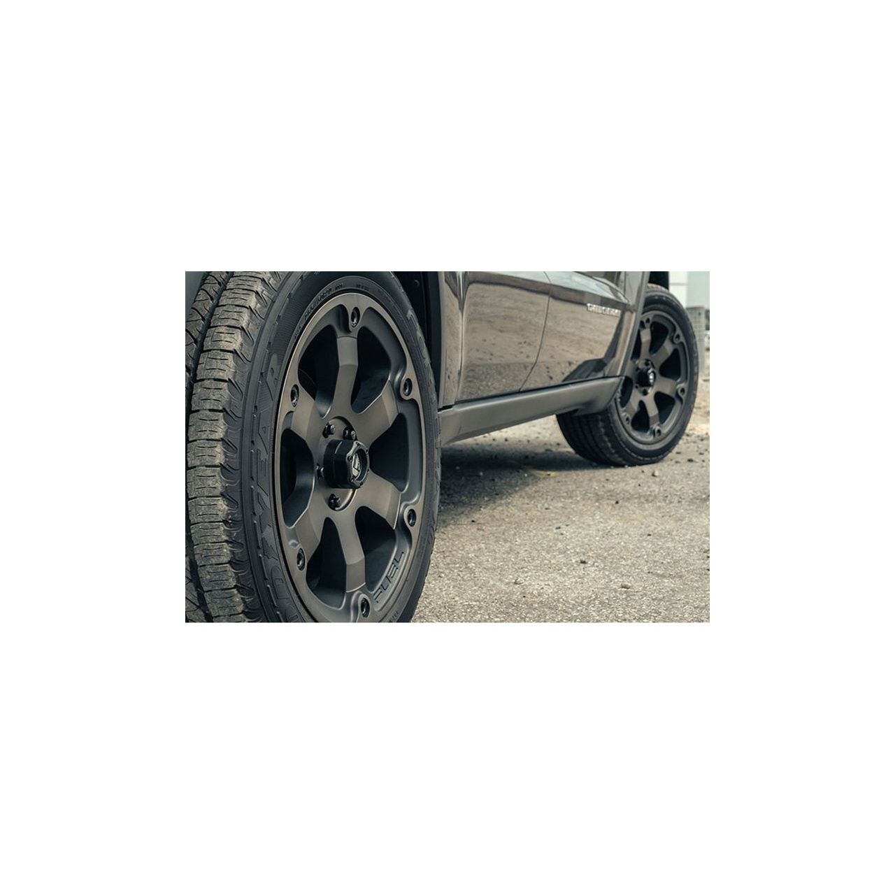 Felga aluminiowa Fuel Beast 18x9 6x114,3 ET12   - NISSAN NAVARA D40, D23 Mercedes X