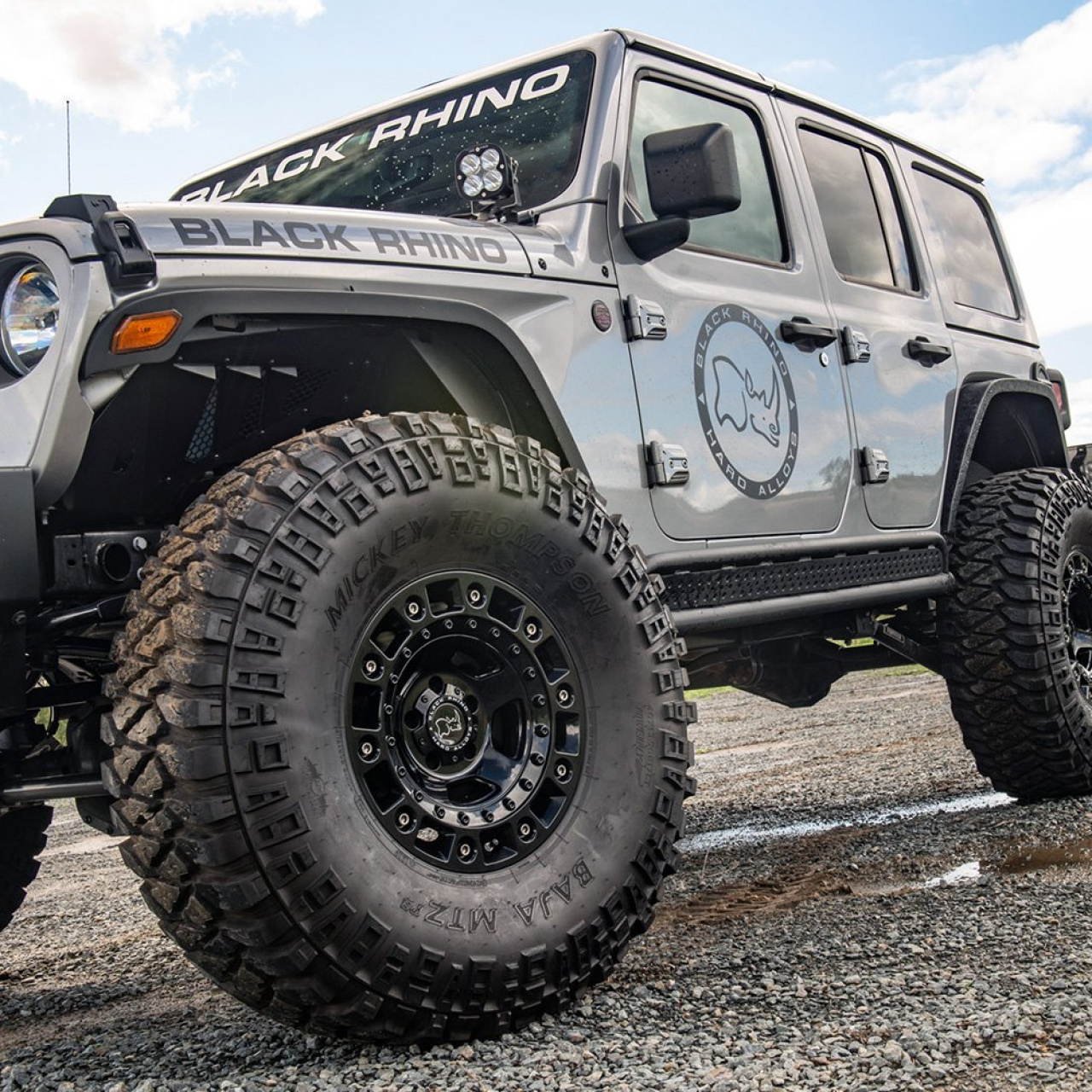 Felga aluminiowa Black Rhino Cinco 9,5x18 5x127 ET-18 - Jeep Wrangler JK, JL