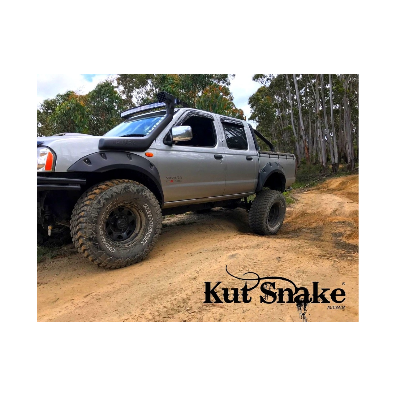 Poszerzenia błotników Kut Snake Nissan Navara D22 - szerokość 80mm