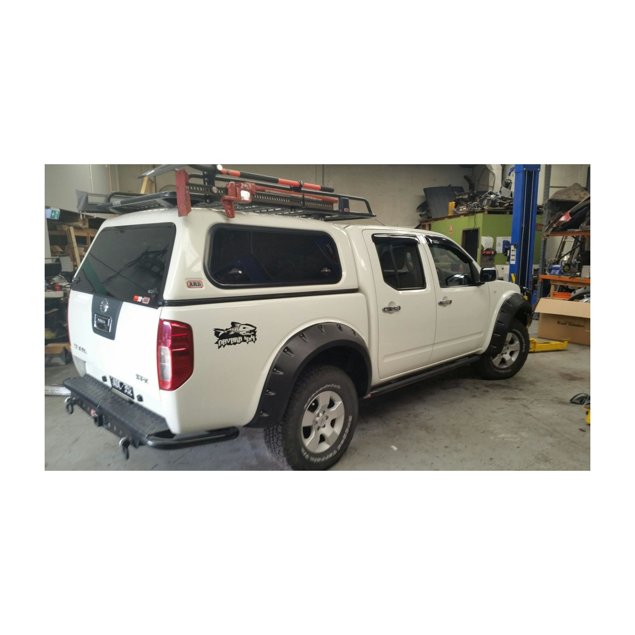 Poszerzenia błotników monster Nissan D40 - szerokość 95mm