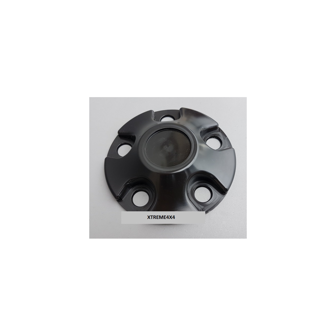 Komplet 4 sztuk dekieleków czarnych do felg o rozstawie 5x114,3 pod nakrętki