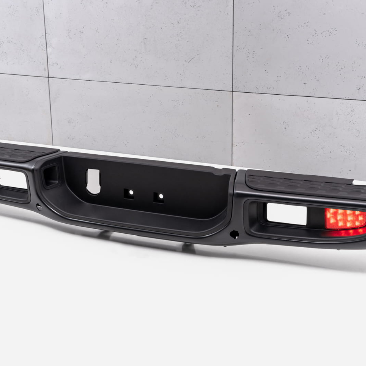  Zderzak tylny z oświetleniem LED Jeep Gladiator JT 2020+