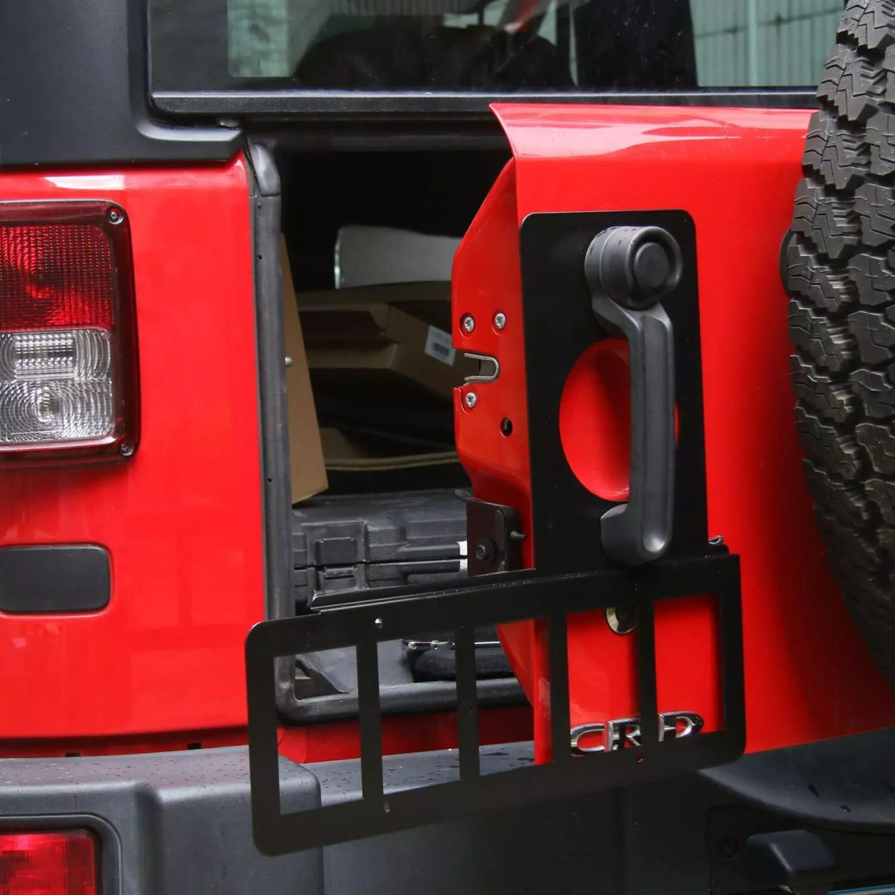 MOCOWANIE TYLNEJ TABLICY REJESTRACYJNEJ - Jeep Wrangler JK 07-18