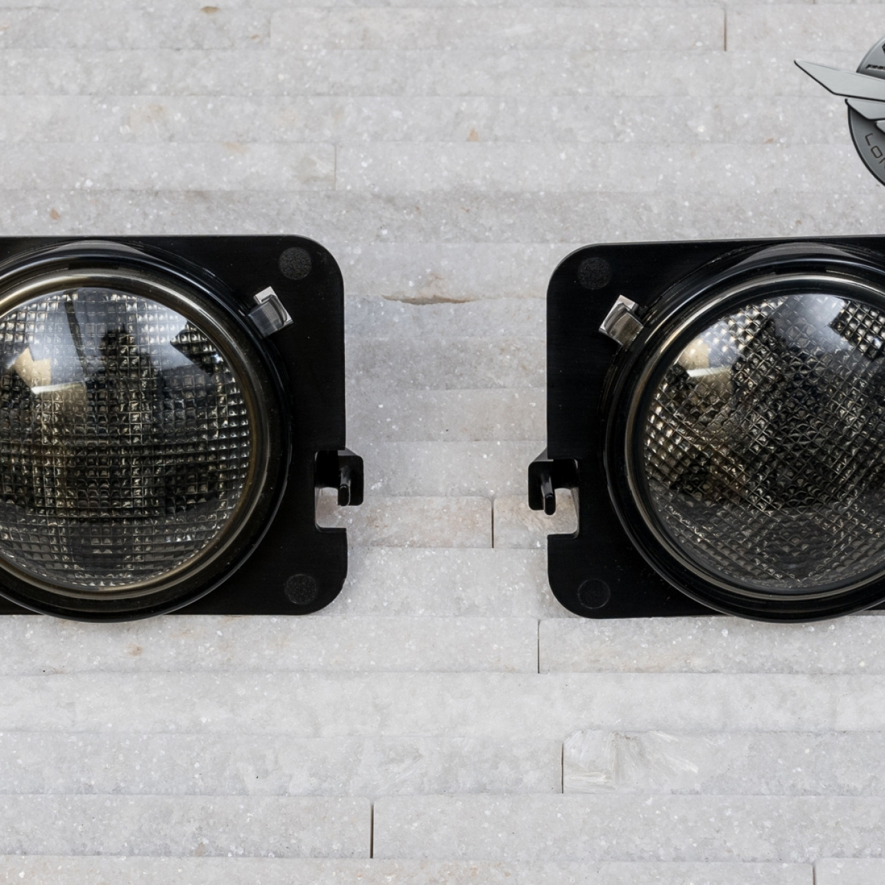 KIERUNKOWSKAZY LED W BŁOTNIK JEEP WRANGLER JK