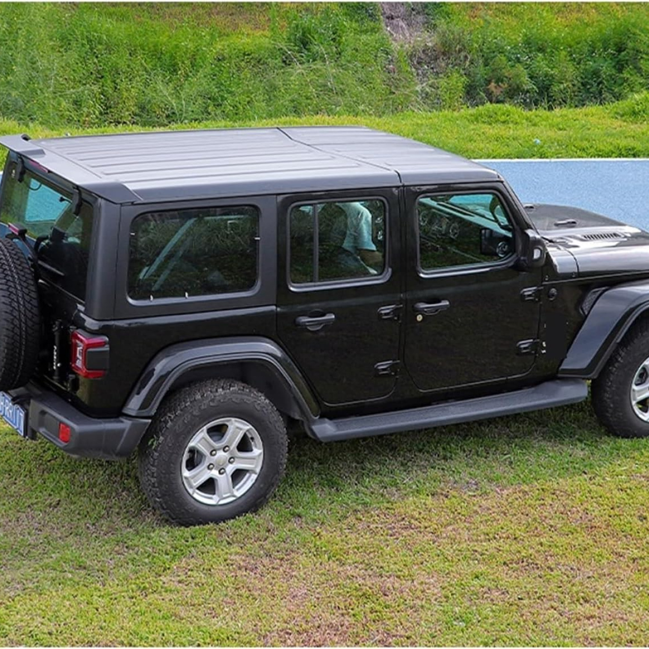 JEEP WRANGLER JL 2018+ TYLNY TUNINGOWY SPOILER ZE ŚWIATŁEM STOPU LED