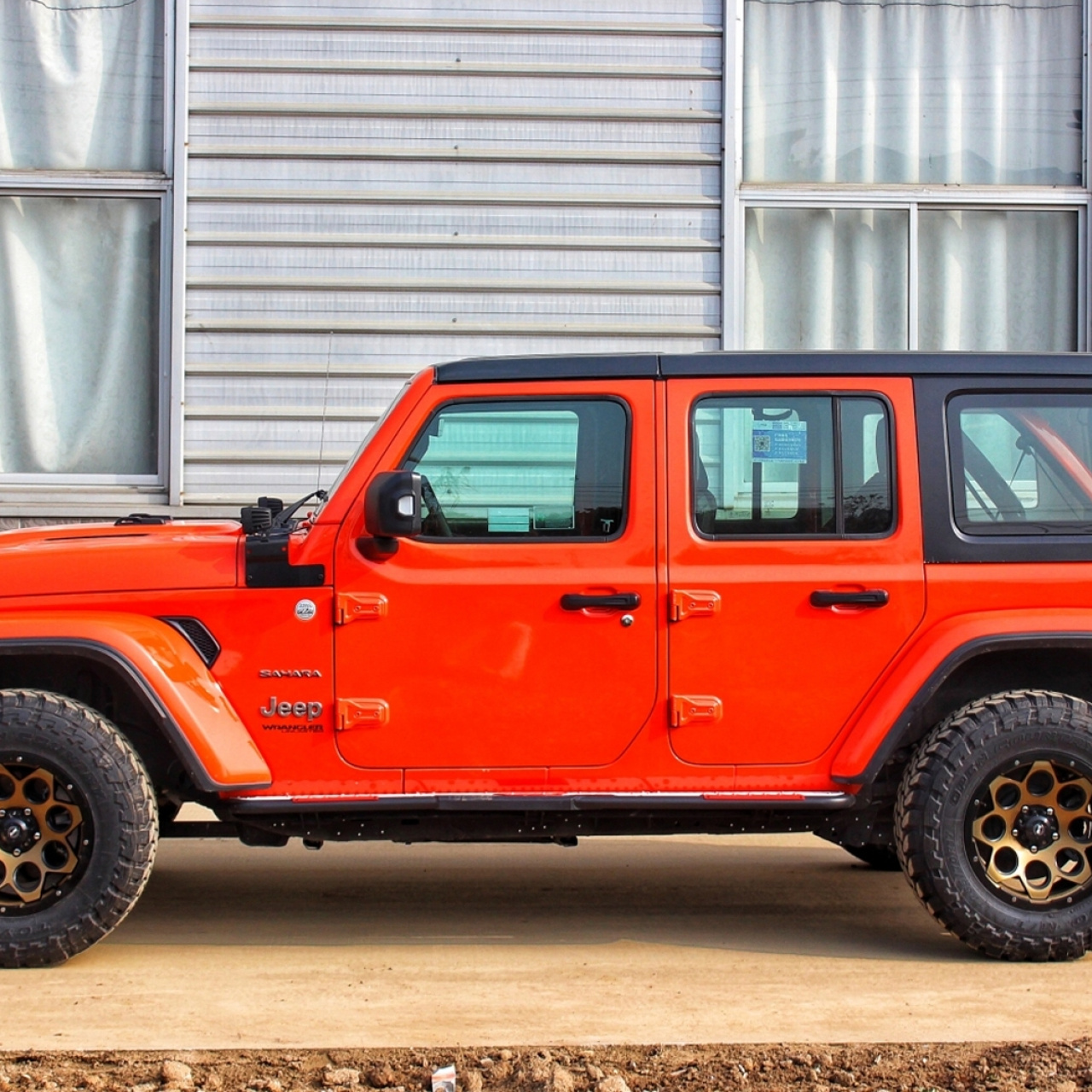 ZDERZAK TYLNY BRAVE JEEP WRANGLER JL 2018+