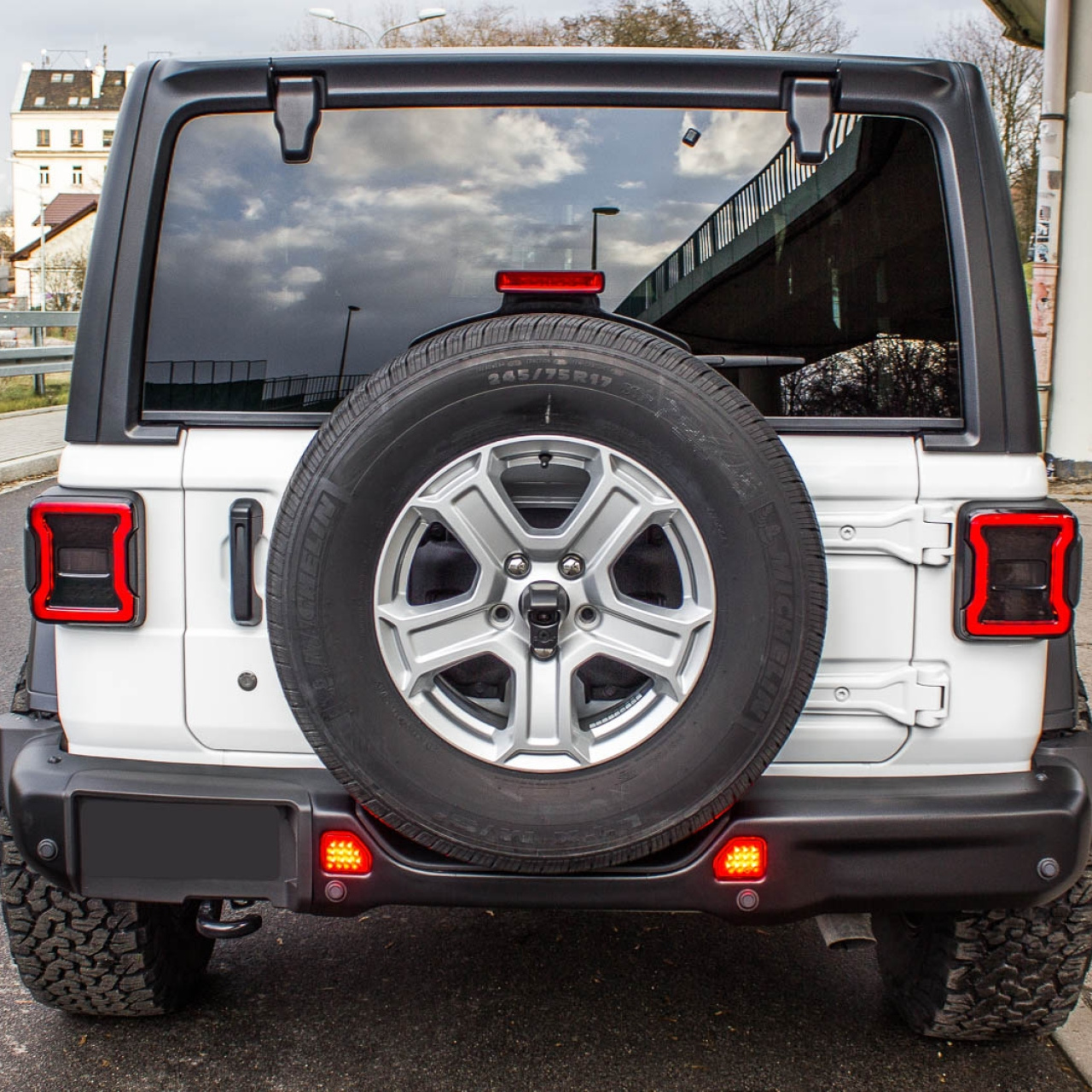 JEEP WRANGLER JL 2018+ LAMPY TYLNE LED WERSJA EUROPEJSKA
