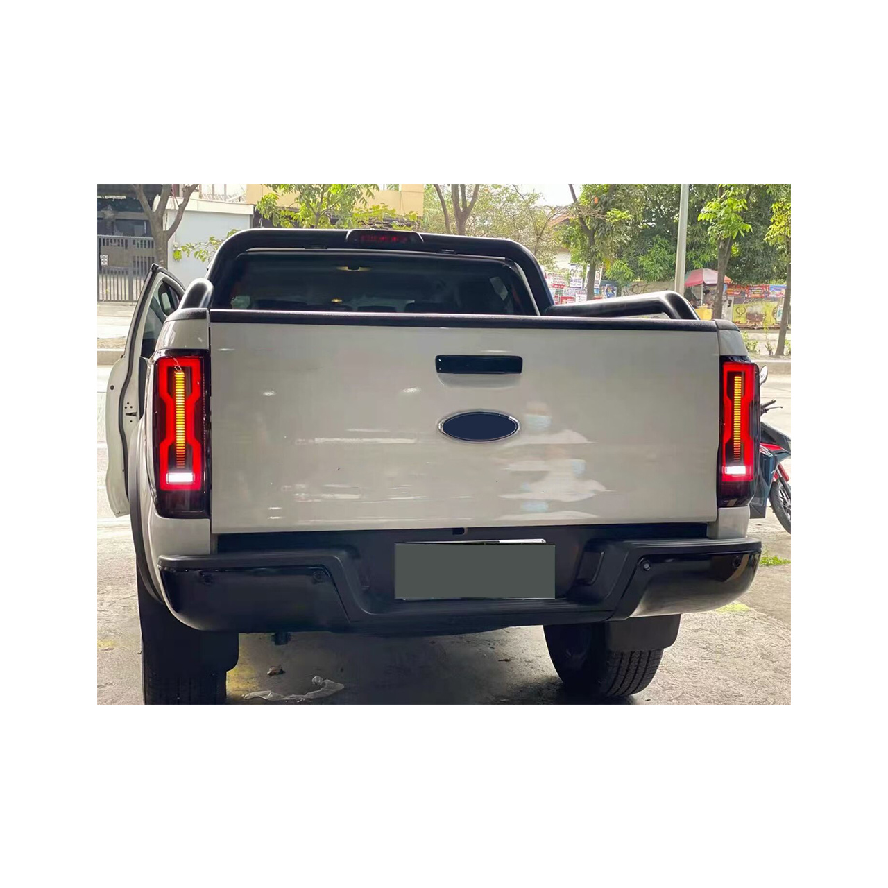 ŚWIATŁA TYLNE LED FORD RANGER 2015+