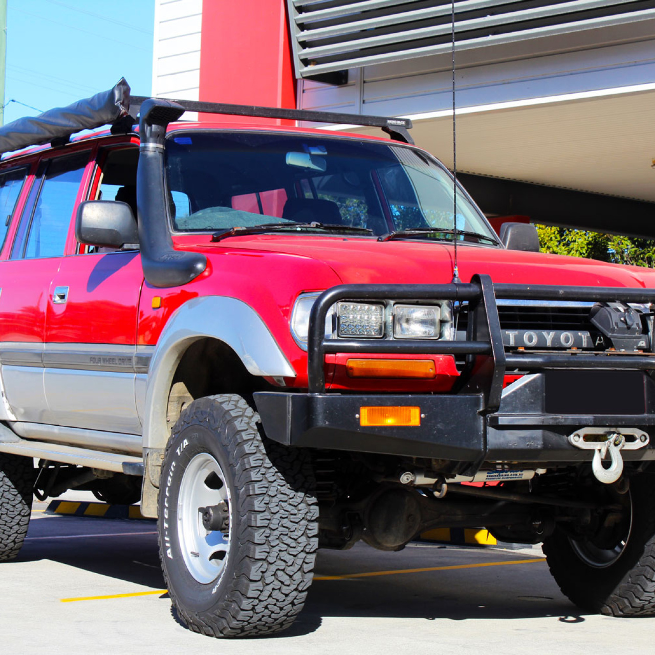 Lift Zawieszenia 50mm Superior Engineering - Toyota Land Cruiser J80