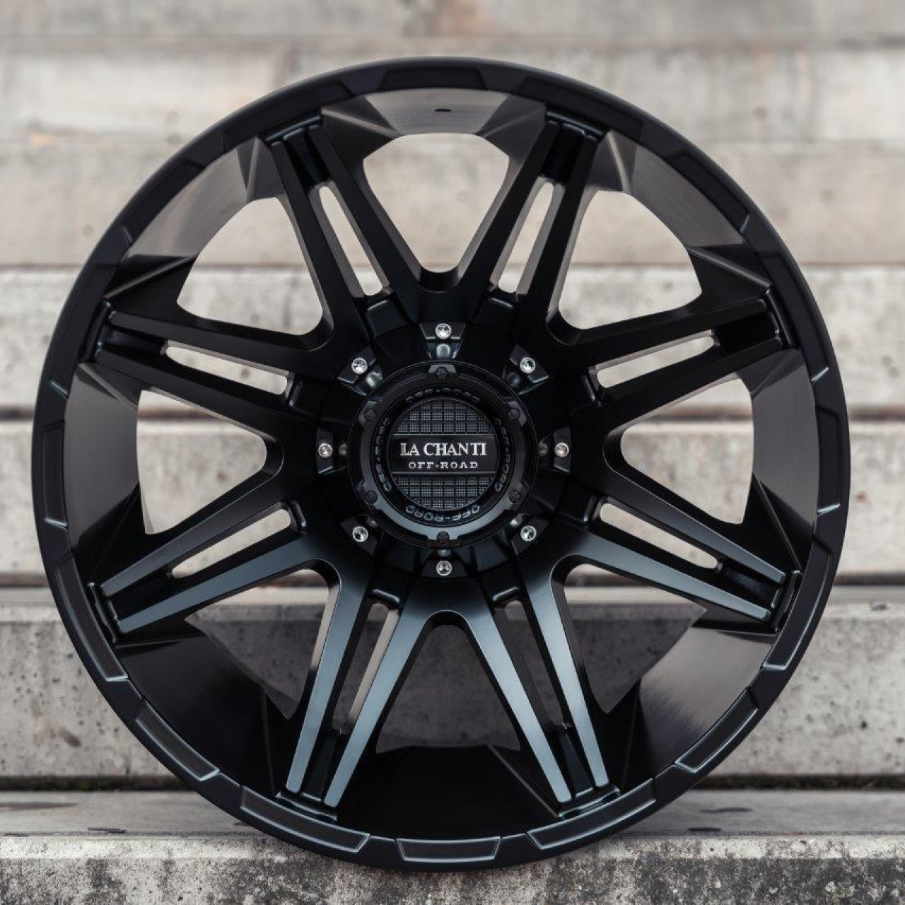 Felgi aluminiowe Chanti Black 20x12 5x139,7 ET -25 RAM 1500 94-18