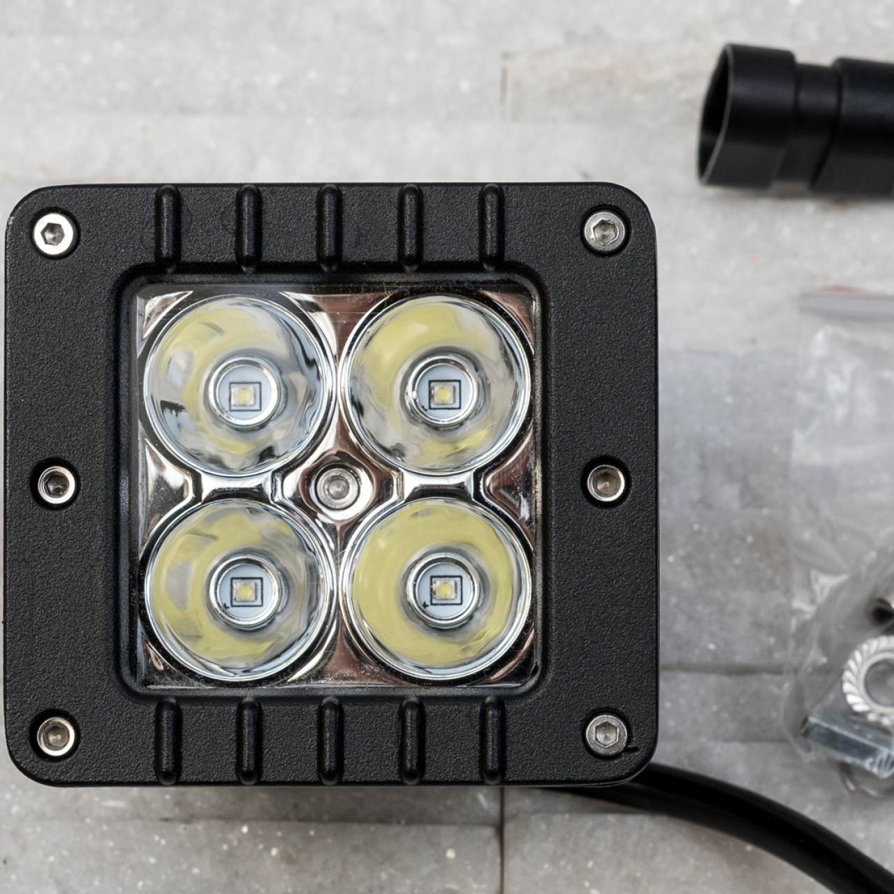 LAMPA OFF-ROAD 4 CREE LED 16W 12-24V IP67