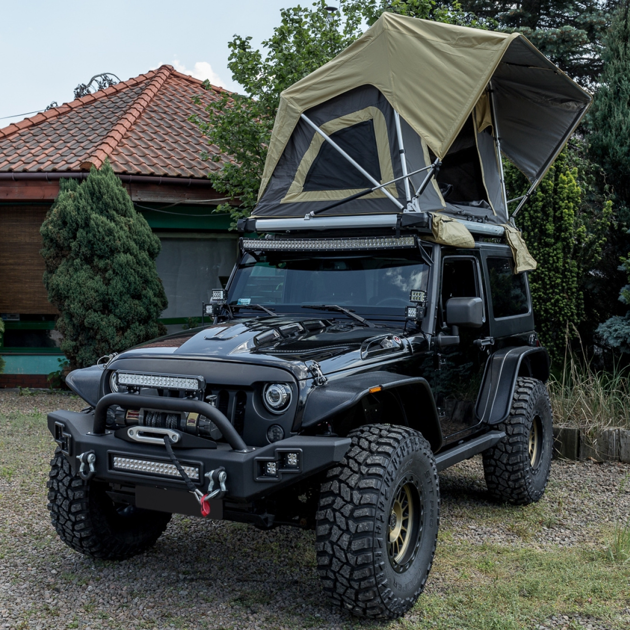  NAMIOT DACHOWY NORMANDY Z SIŁOWNIKAMI PNEUMATYCZNYMI 200X120X70/110CM WRANGLER JK, JL 2007-2019