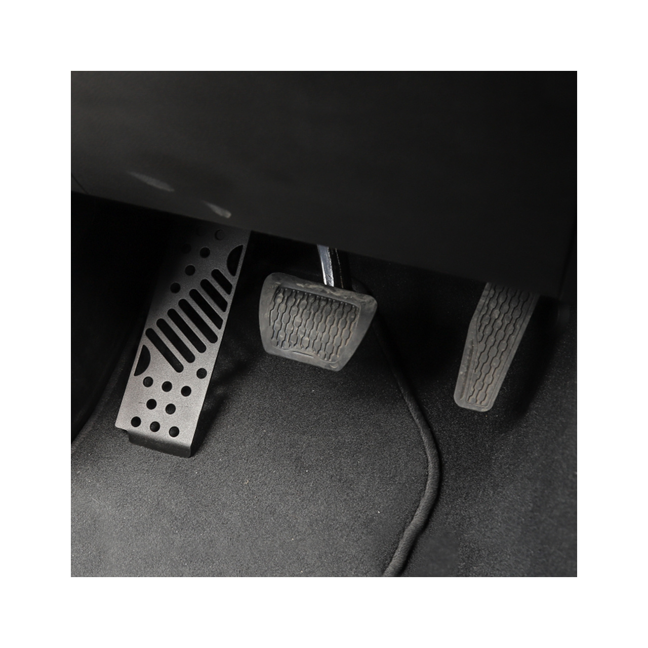 Stalowy podnóżek pod lewą nogę JR - Jeep Wrangler JL