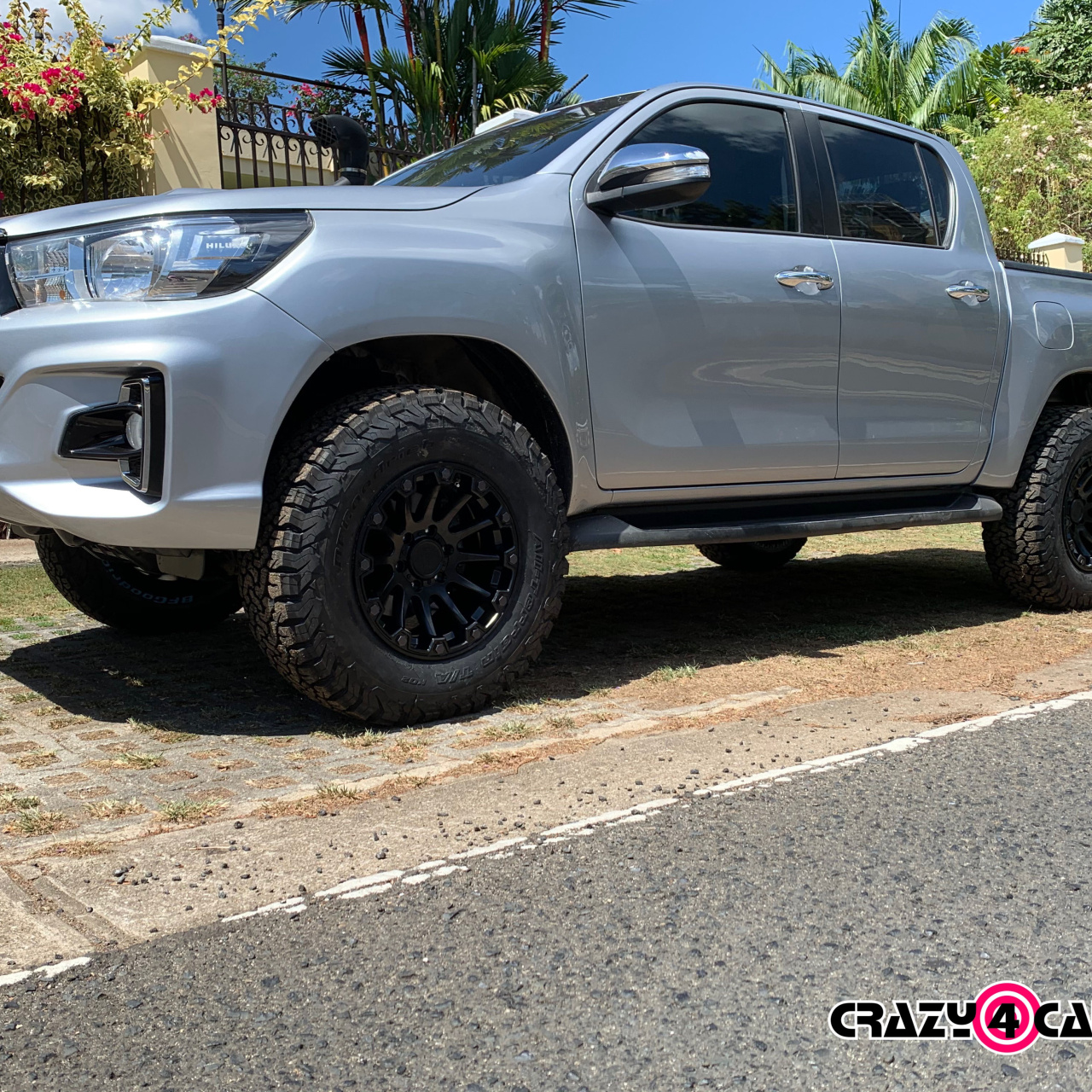 Felga aluminiowa Black Rhino Pinnacle 9x20 5x139,7 ET2 - Dodge RAM