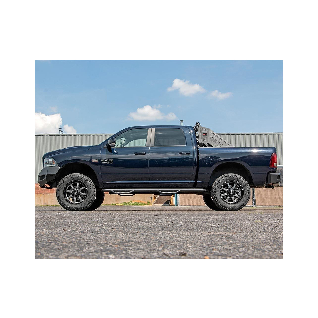 Wzmocniony zderzak tylny HD LED Rough Country - Dodge RAM 1500 09-18