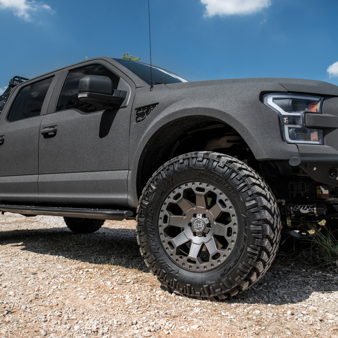 Felgi aluminiowe Black Rhino Model Warlord Gun Metal 17x8 ET35 VW AMAROK ITP.