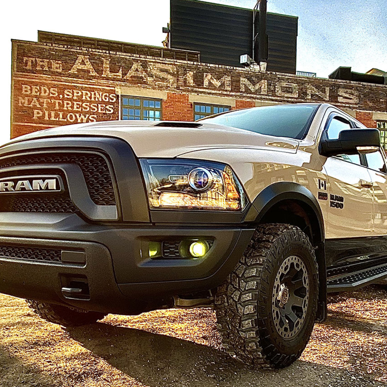 Felga aluminiowa Black Rhino Warlord Gunmetal 8x17 5x127 ET30 - Jeep Wrangler JK, JL