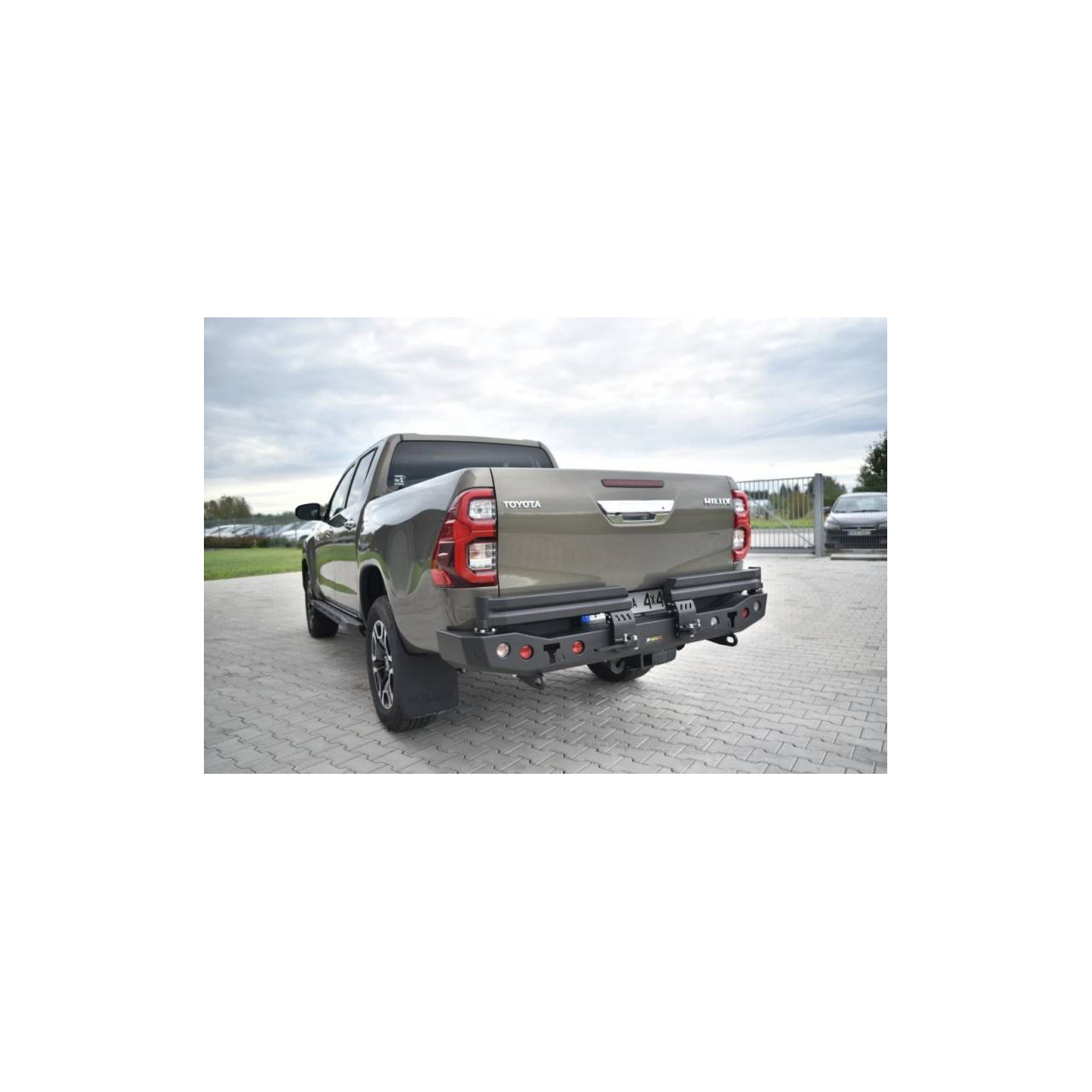 RAMIĘ MODUŁOWE PRAWE TOYOTA HILUX REVO 2020-