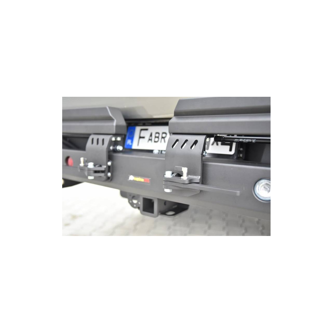 RAMIĘ MODUŁOWE PRAWE TOYOTA HILUX REVO 2020-