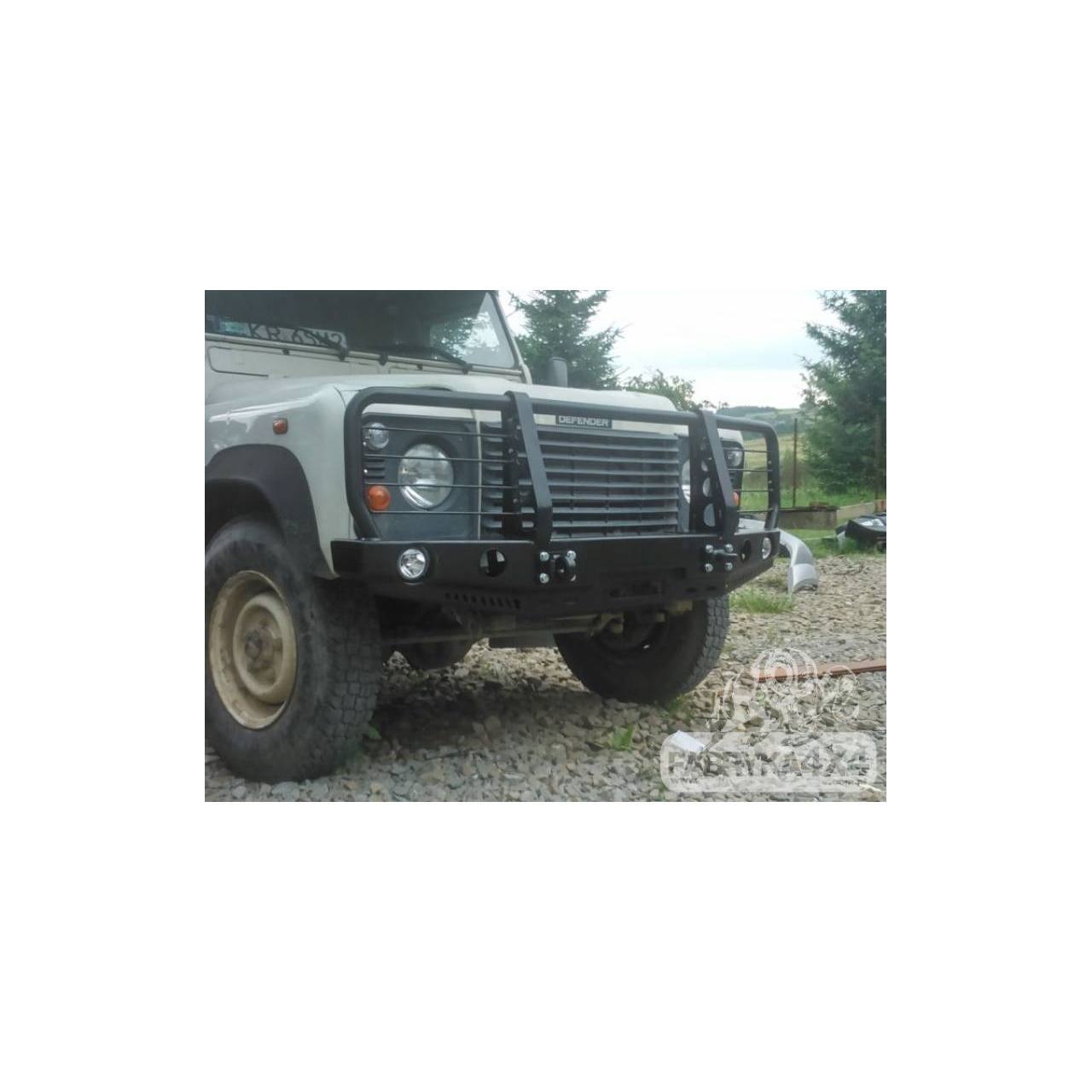 ZDERZAK PRZÓD Z BULLBAREM LAND ROVER DEFENDER 110