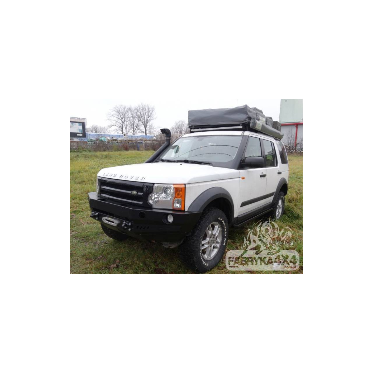 ZDERZAK PRZÓD BEZ BULLBARA LAND ROVER DISCOVERY III