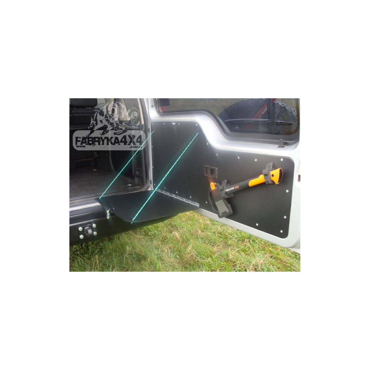 STOLIK NA DRZWI TYLNE LAND ROVER DISCOVERY II