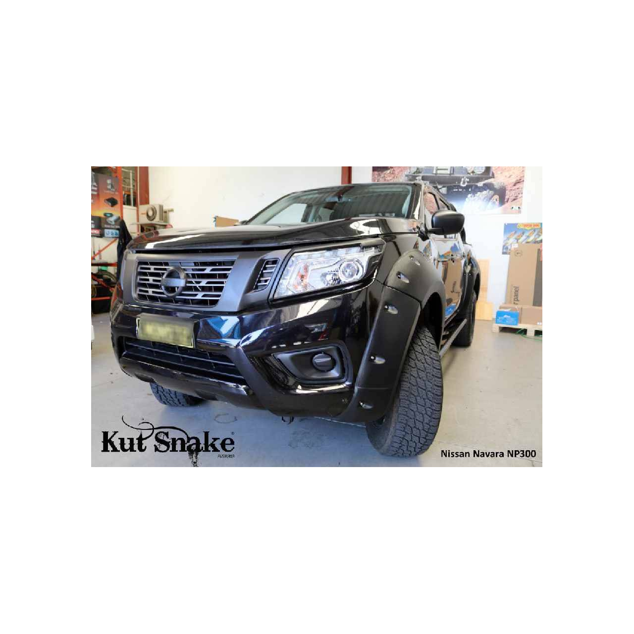 Poszerzenia błotników monster Nissan D23 Navara NP300 - szerokość 85mm AD-blue