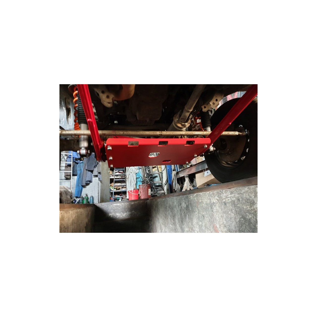 Osłona silnika, drążków i przedniego mostu Suzuki Jimny 2018- czarna