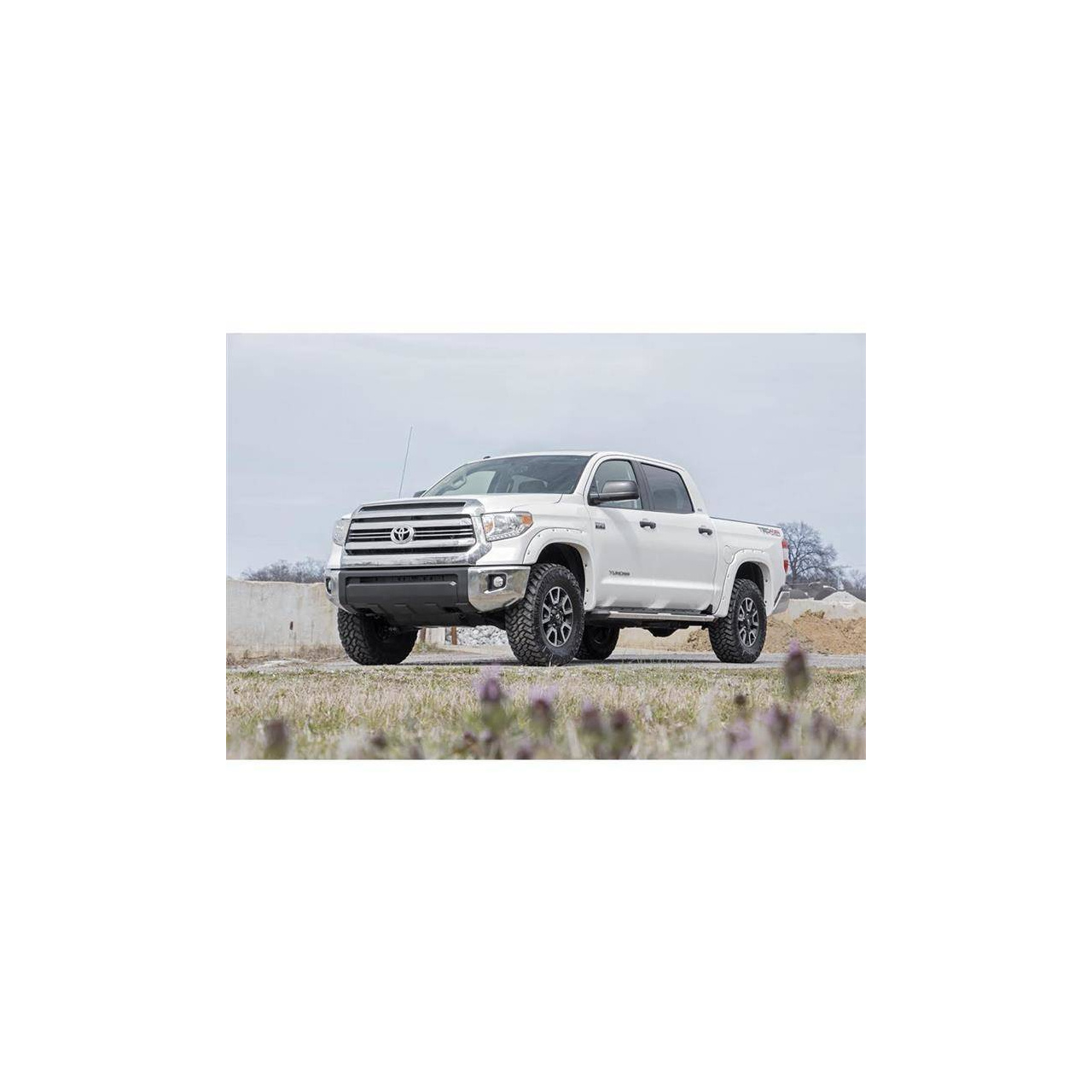 2'' Lift Kit FOX 2.0 Performance - Toyota Tundra 2007+