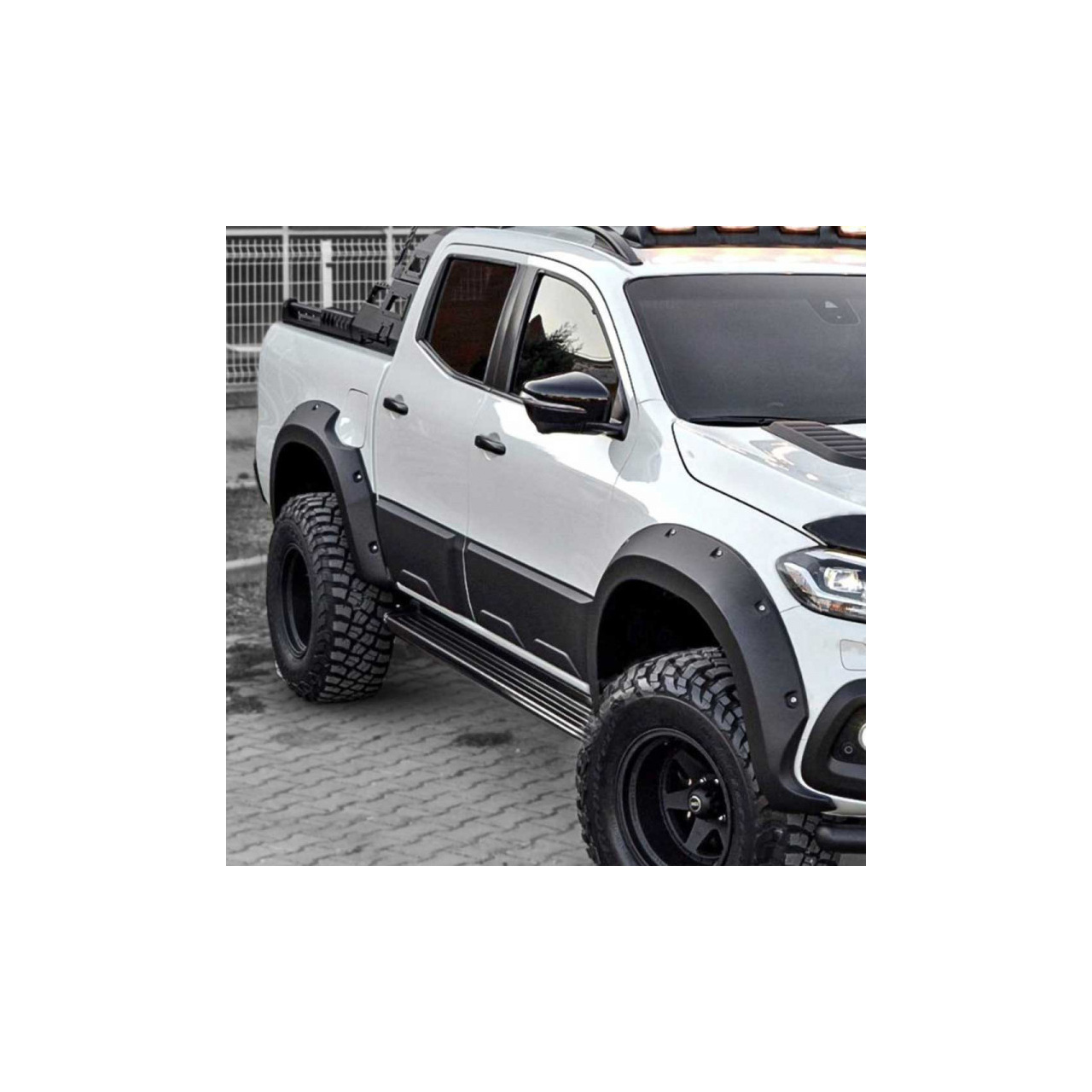 Poszerznia błotników 4,5cm Mercedes X 2018+