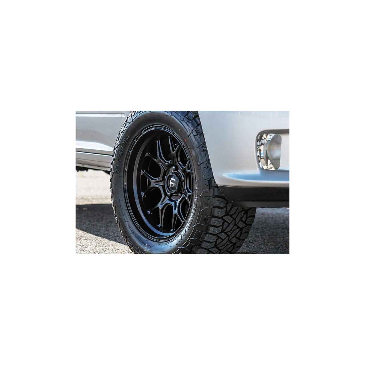Felga Aluminiowa Fuel Tech Black 9x18 6x139.7 ET1 Toyota