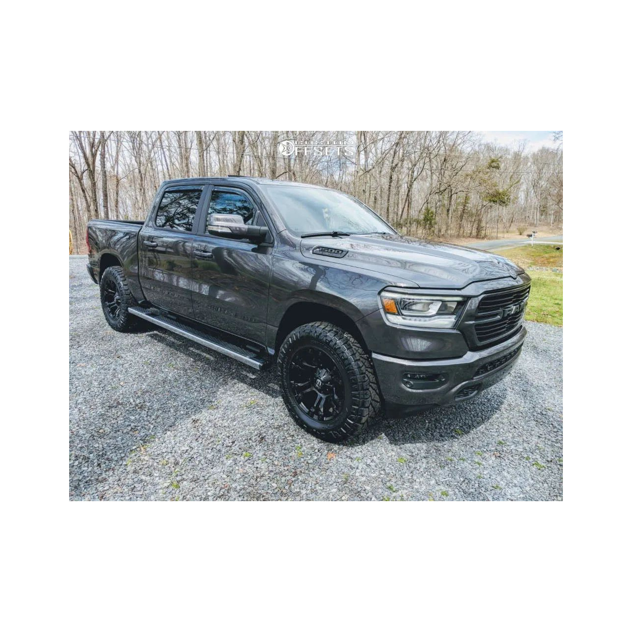 Felgi aluminiowe Fuel Vapor Black D560 20x9 5X150 ET 20 TOYOTA