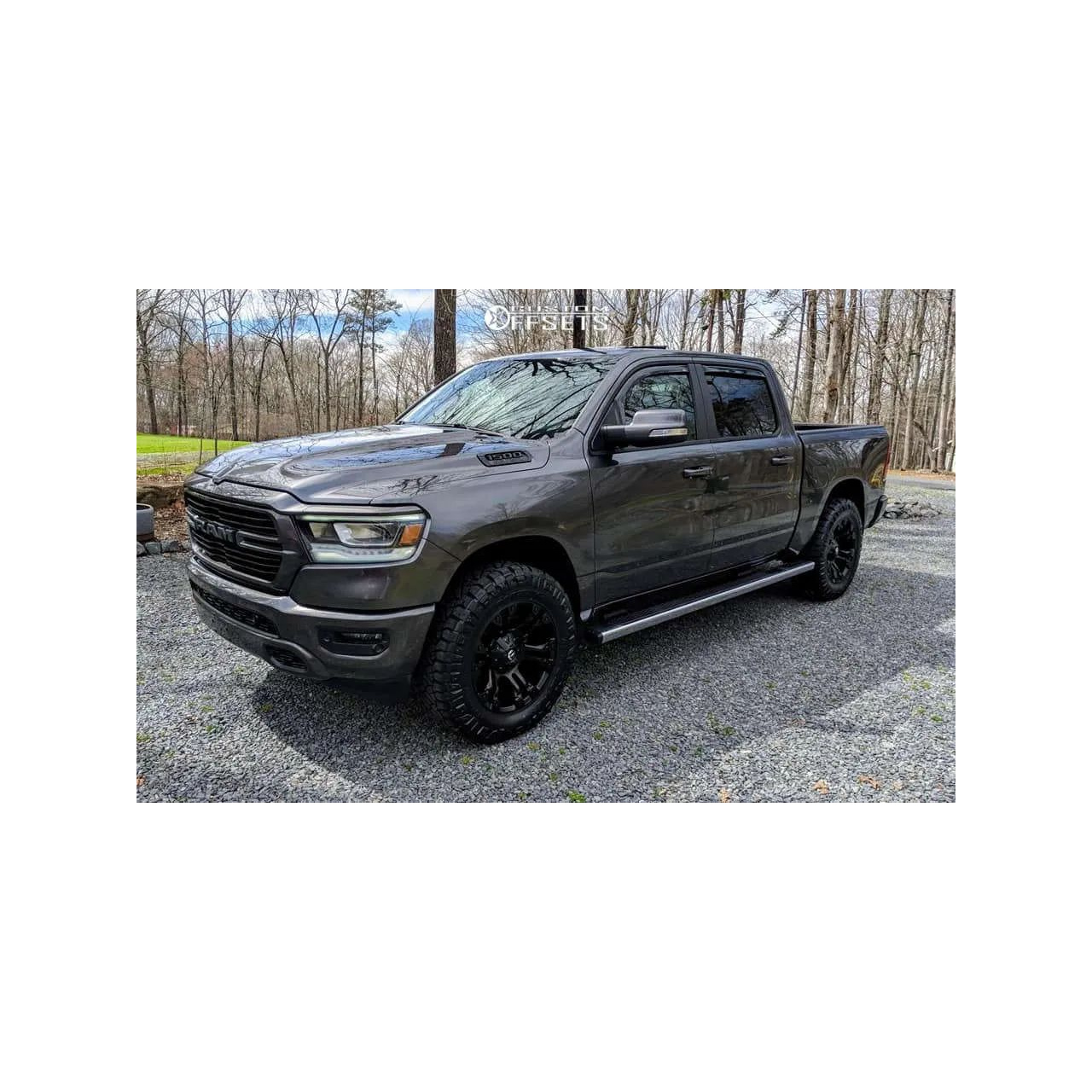 Felgi aluminiowe Fuel Vapor Black D560 20x9 5X150 ET 20 TOYOTA