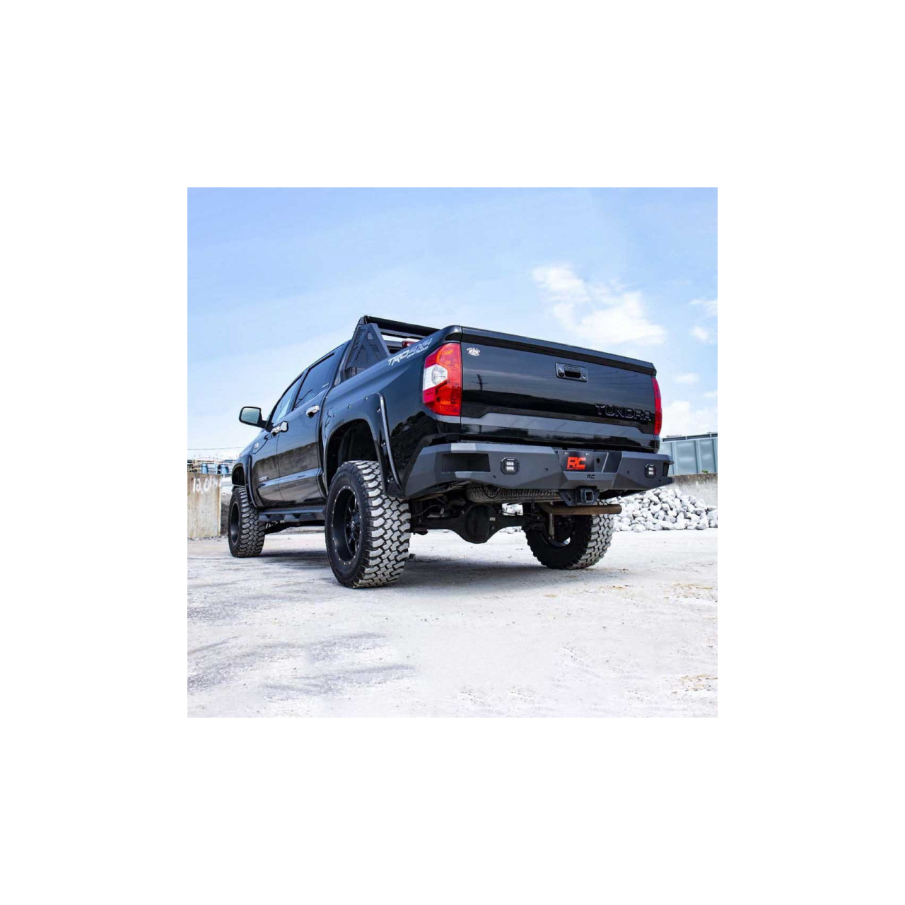 Zderzak Tylny Rough Country z LED - Toyota Tundra 14-19